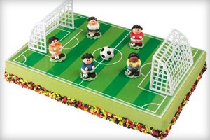 Leckere Rezepten zum Fußballgeburtstag: Tortendeko, Kuchen und Muffins in Fußballform